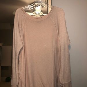 URBAN OUTFITTERS SWEATER